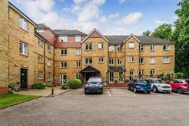 SADDLERS COURT