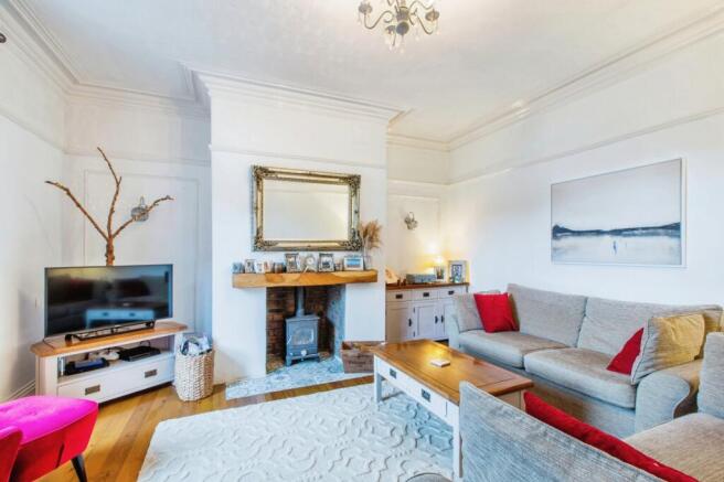 4 bed Detached for sale Image 4