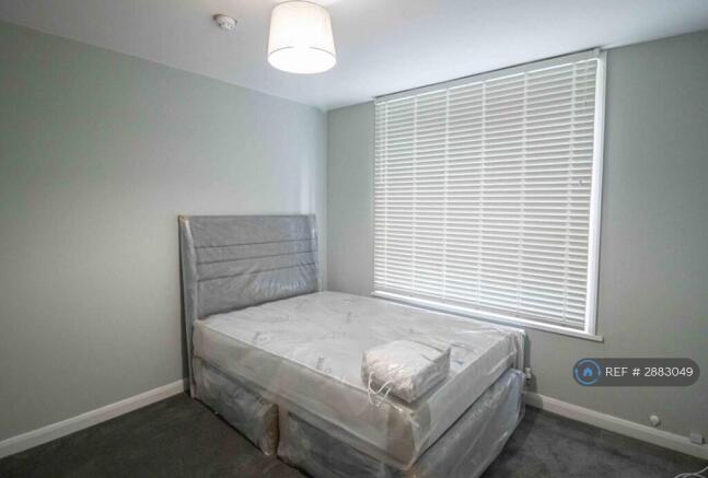 Studio to rent Image 7