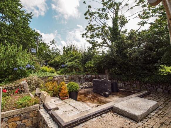 FOUNDATIONS FOR SHED