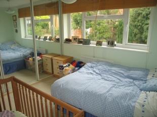 Bed 2