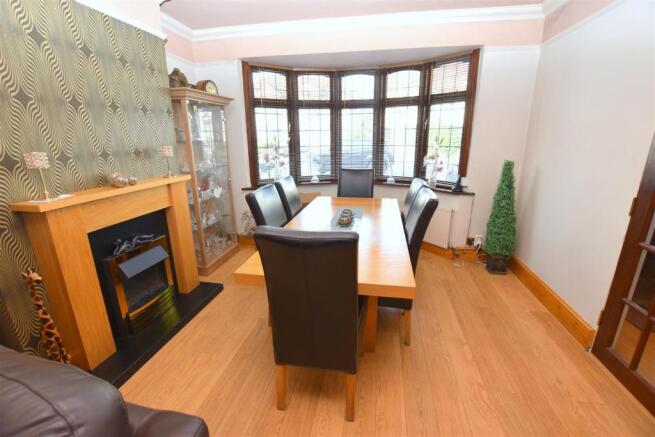 Through lounge: