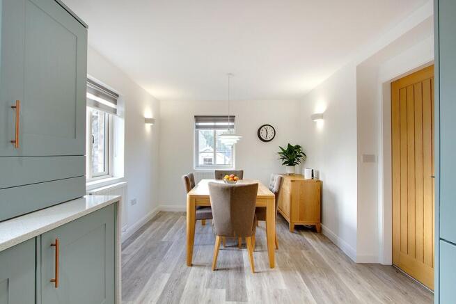 Dining kitchen