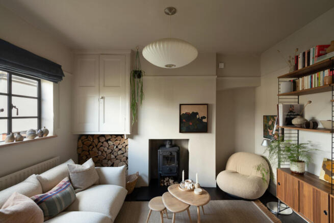 195362 - THORPE-CRESCENT-02.jpg