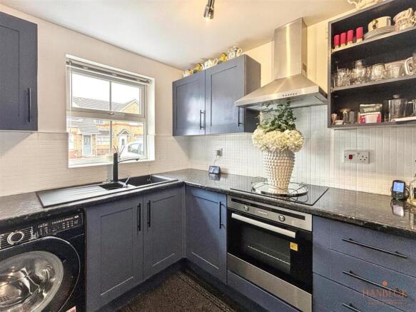 3 bed Detached for sale Image 6