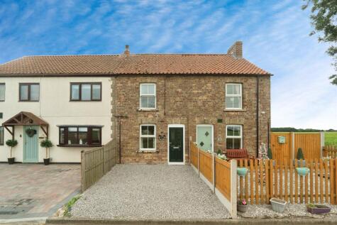 Mere Dyke Road, Luddington, SCUNTHORPE