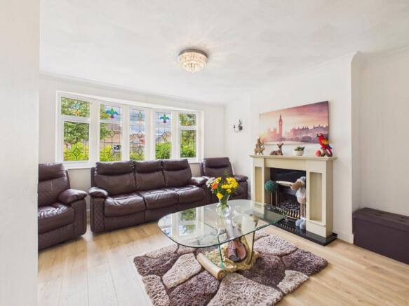3 bed Semi-Detached for sale Image 4