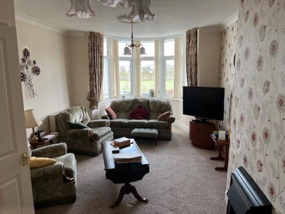 Lake House - Lounge.jpg