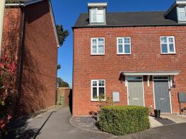 33, John Corbett Drive, Stourbridge DY8 4BJ