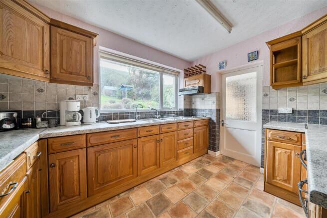 Kitchen .jpg