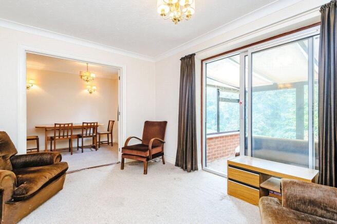 Sitting/Dining Room