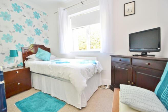 bedroom 6 ground flo