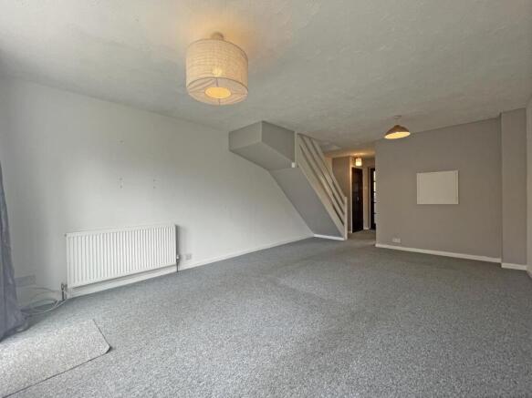Westcott Close 43 - Lounge 3.jpg