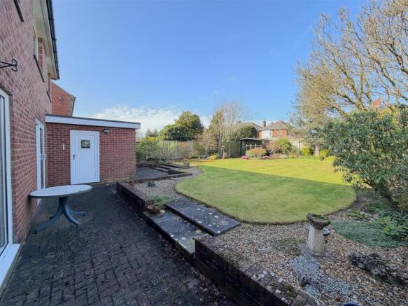 Longlands Road, Carlisle photo 4