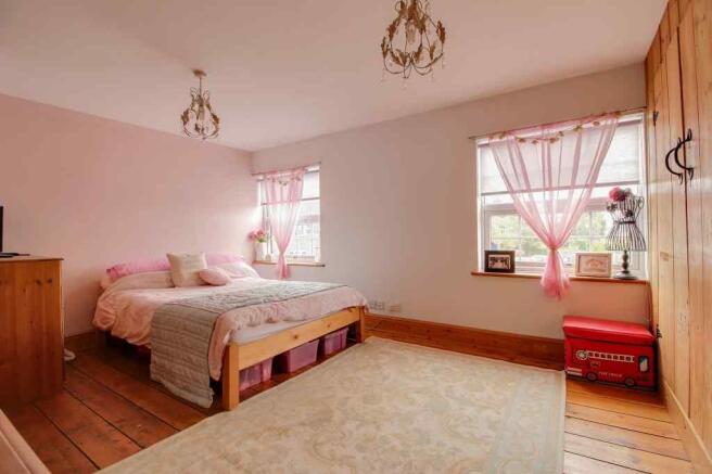 Bedroom 1 (Double)
