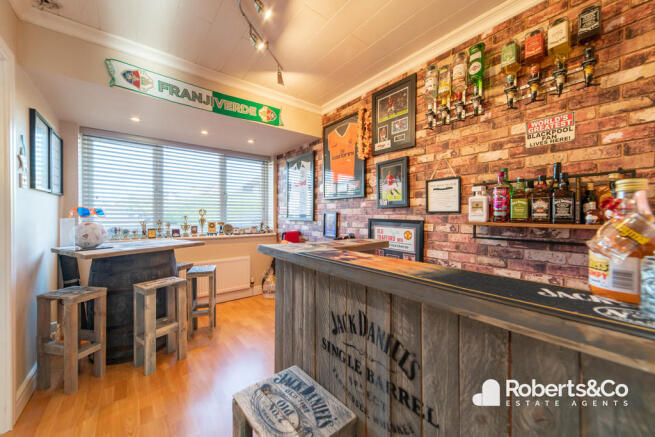 Front Reception R...