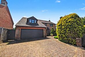 7, Old Oak Way, Blandford Forum DT11 0TN