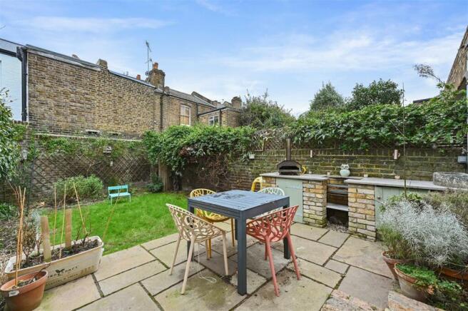 FB - 58 Bradmore Park Road - Garden1 (1).JPG