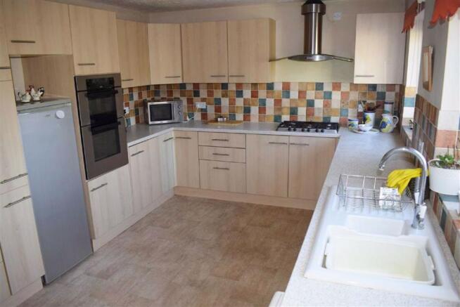 Fitted Kitchen