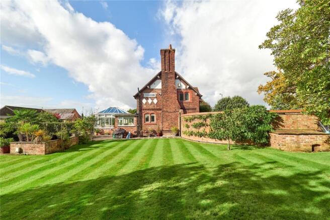 Rear Gardens