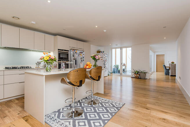 1f Dora Road-Kit.jpg