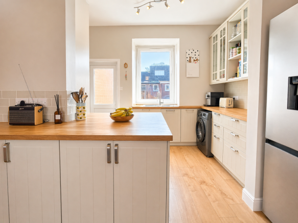 Kitchen 3.png
