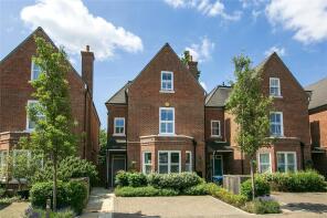 2, Barrons Chase, Ham, Richmond TW10 5BZ