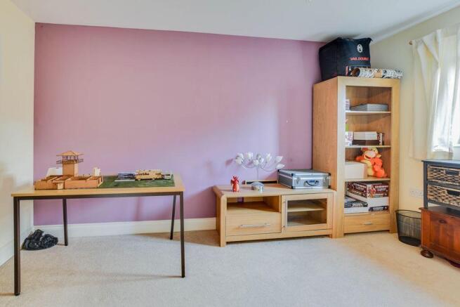Bedroom 2 (Double)