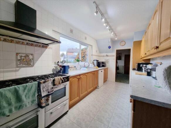 Kitchen: