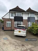 36, Warwick Avenue, Edgware HA8 8UJ