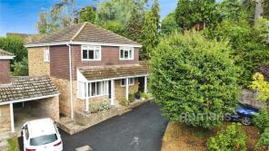 15, Perryhill Drive, Sandhurst GU47 8HS