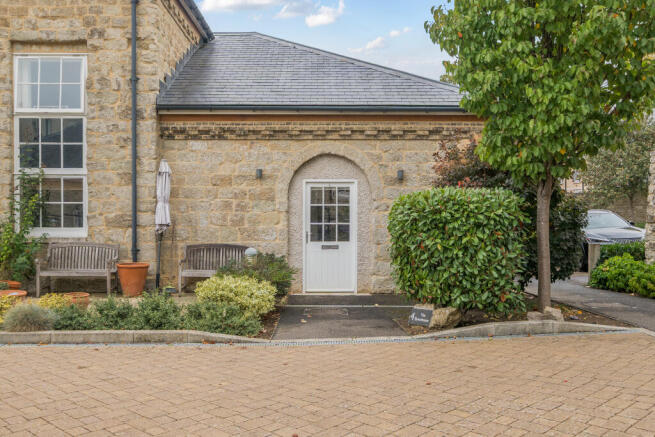 2-bed house on The Brewhouse, Mote Park, Maidstone, Kent, £550,000
