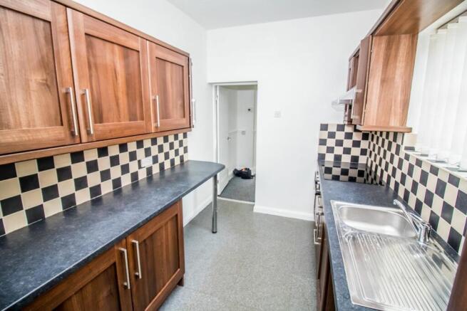 Kitchen Pic 2. 