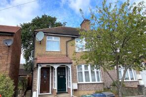 33, Balfour Grove, Whetstone, London N20 0SN