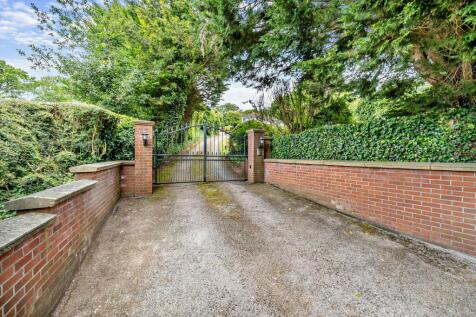 Sladnor Park Road, Maidencombe, Torquay, Devon