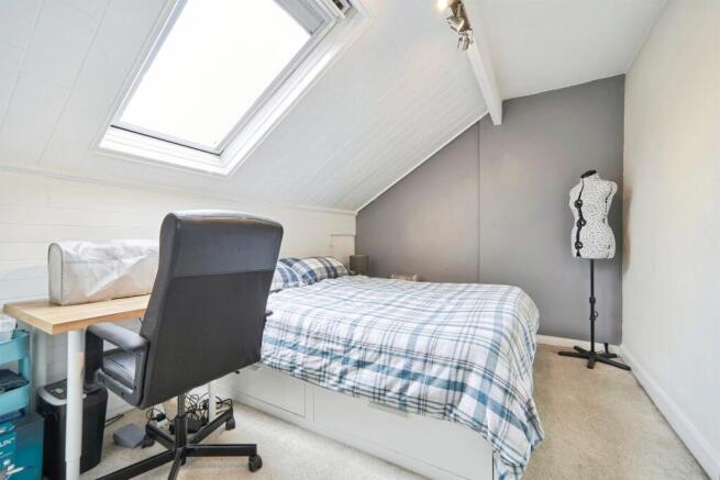 4 bed Terraced for sale Image 11