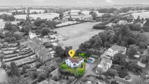 37, Fairfield Road, Bournheath B61 9JW