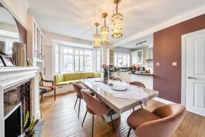 36a, Gracefield Gardens, London SW16 2ST