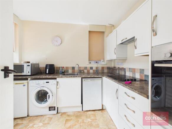 3 bed Detached Bungalow for sale Image 8