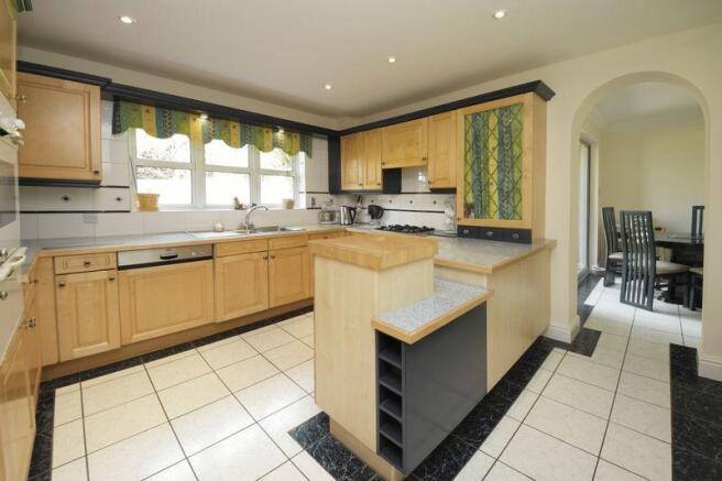 Kitchen/Breakfast