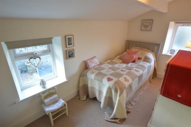2 bed Cottage for sale Image 10