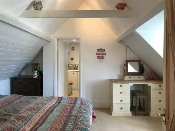 Bed 1.JPG