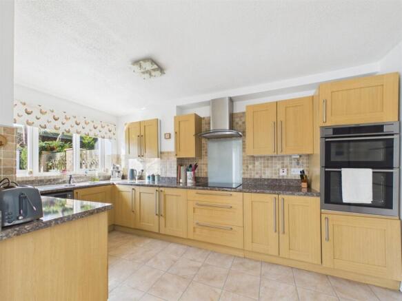 Glanton Close, Wardley, Gateshead photo 3