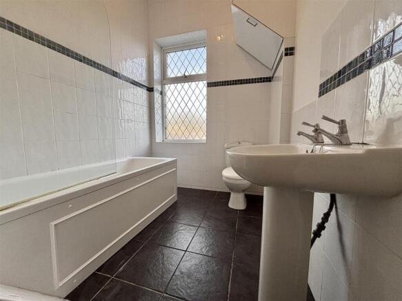 1 bed Terraced for sale Image 5