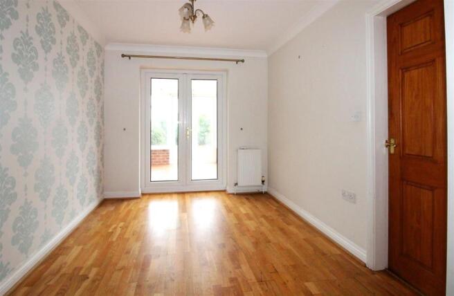Millview Crescent_00