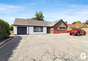 4, Laurel Lane, Ringwood BH24 2LR