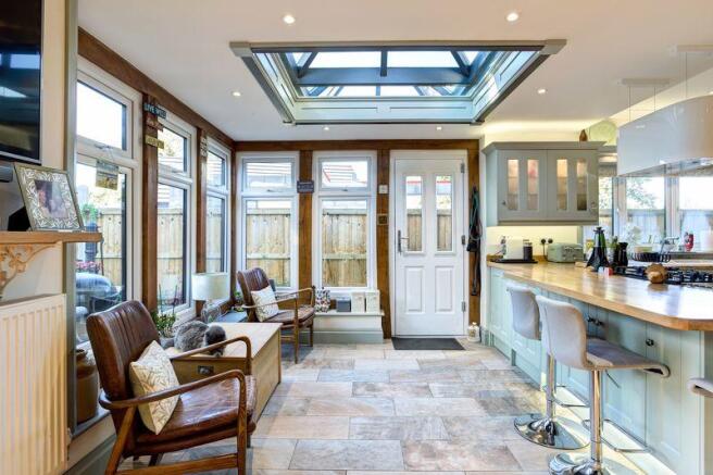 LIVING DINING KITCHEN B