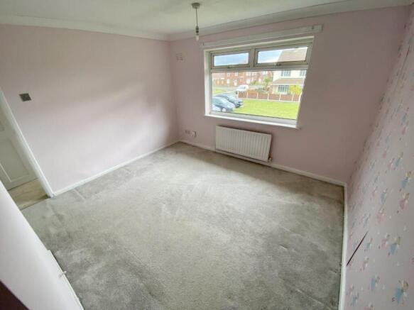 3 bed Semi-Detached to rent Image 6