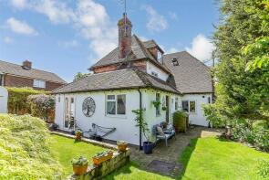 2, Ridgehill Cottages, Canterbury Road, Etchinghill CT18 8DF