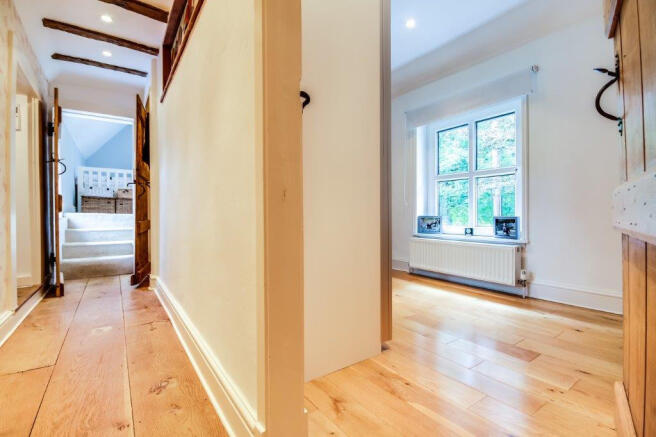 Photo 27